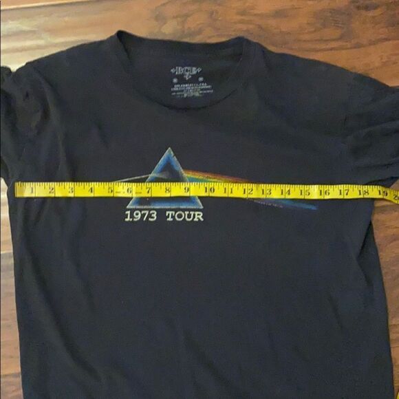 Pink Floyd Band Reproduction Distressed Graphic Shirt Casual Music Band Tee - Picture 8 of 11